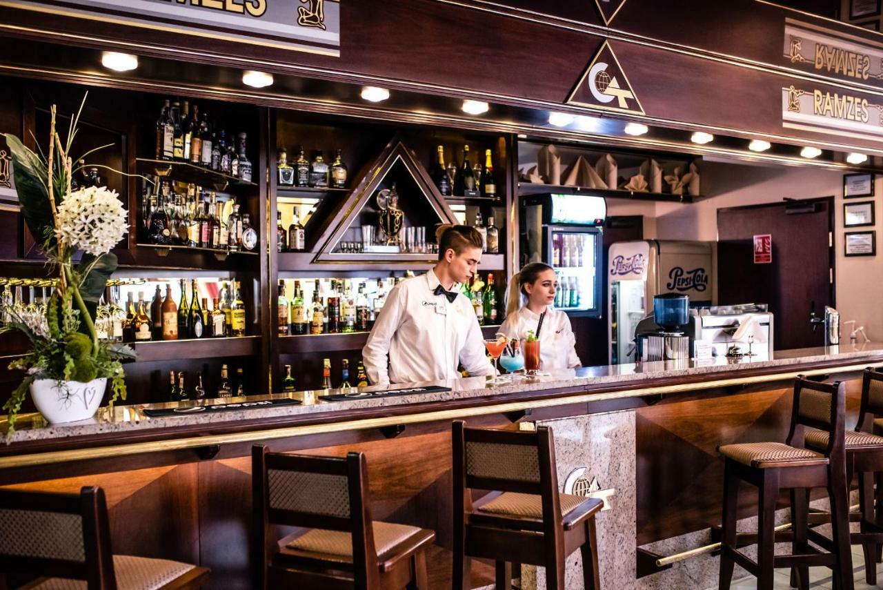 Piramida Park Hotel & Wellness Tychy Dış mekan fotoğraf