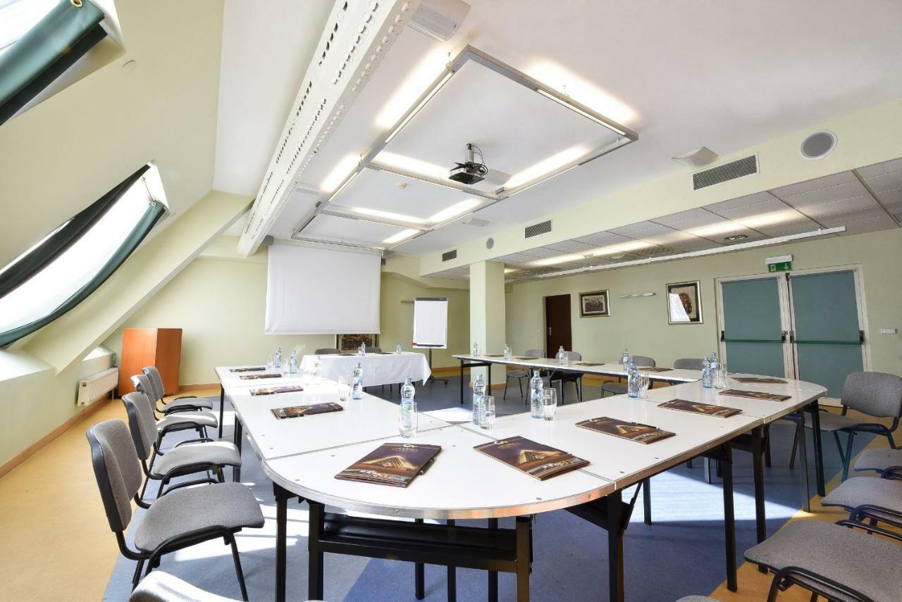 Piramida Park Hotel & Wellness Tychy Dış mekan fotoğraf